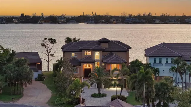 $4,500,000 | 7342 Captain Kidd Avenue, Sarasota, FL 34231