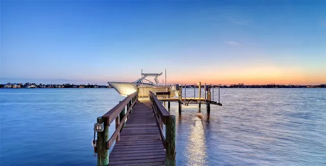 $4,500,000 | 7342 Captain Kidd Avenue, Sarasota, FL 34231