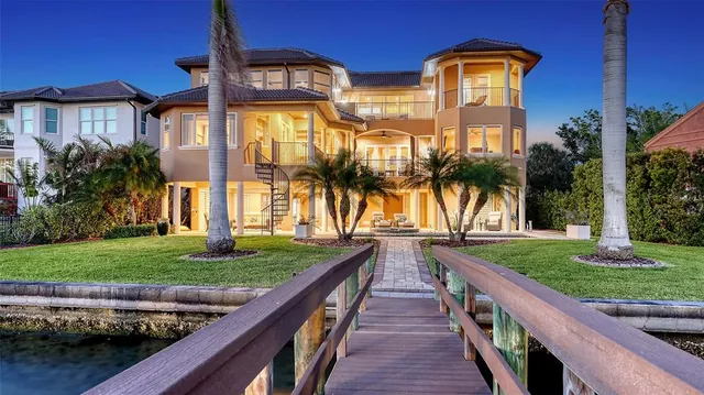 $4,500,000 | 7342 Captain Kidd Avenue, Sarasota, FL 34231