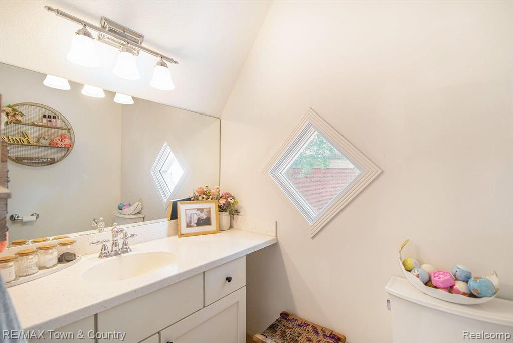 415 West Main Street Flushing, MI 48433 - Photo 28 of 37
