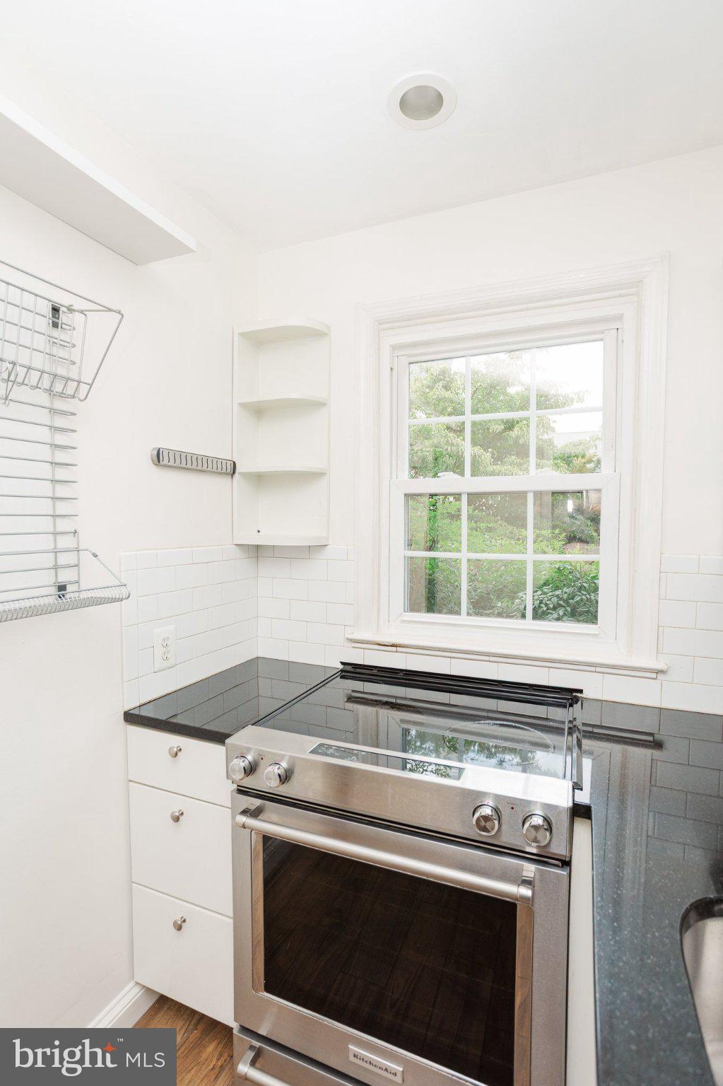 2908 13th Road South, Unit 102 Arlington, VA 22204 - Photo 5 of 26 Gallery Image 5