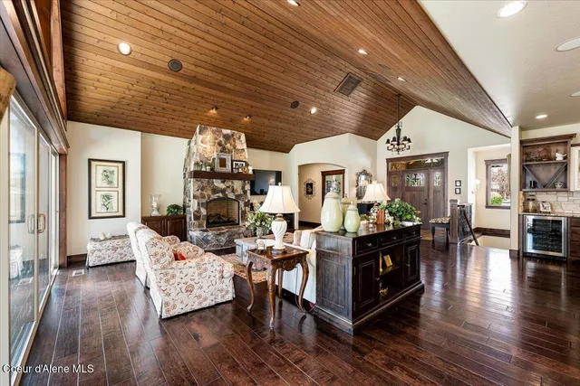 $1,375,000 | 11042 North Cattle Drive, Hayden, ID 83835