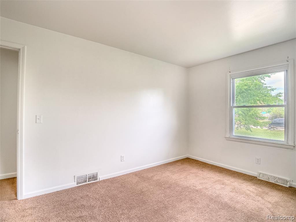 1833 Springfield Street Flint, MI 48503 - Photo 25 of 33 Gallery Image 25