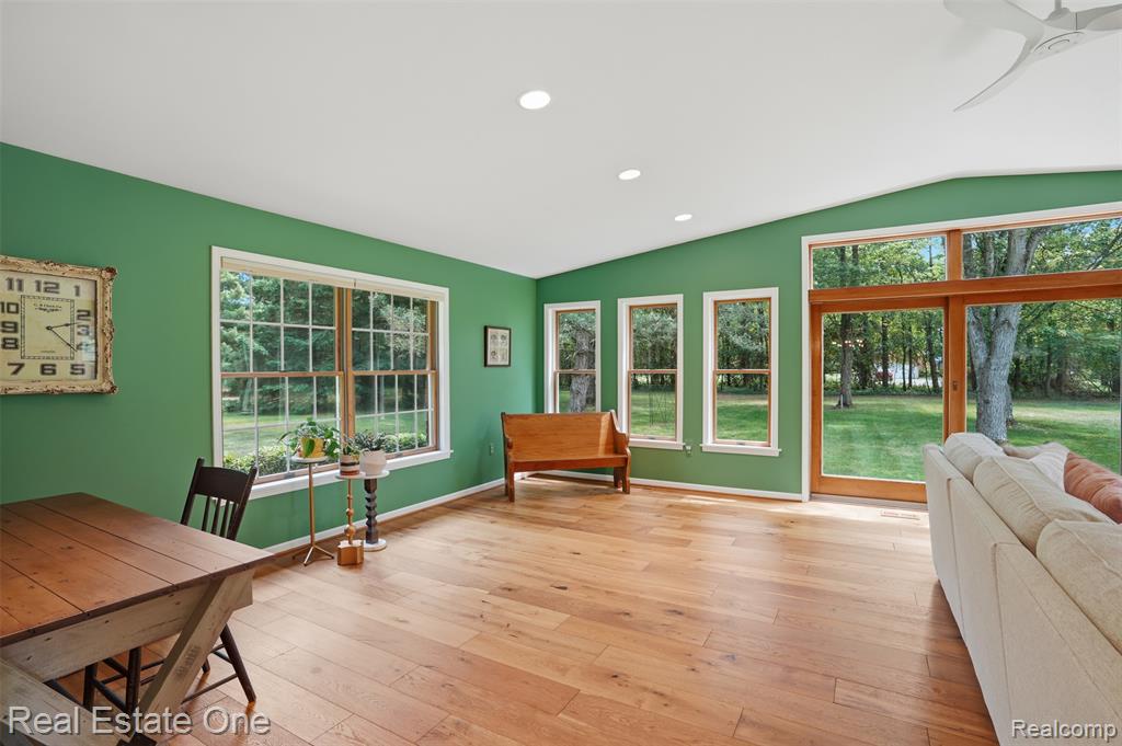 1765 Rowe Road Milford, MI 48380 - Photo 22 of 61