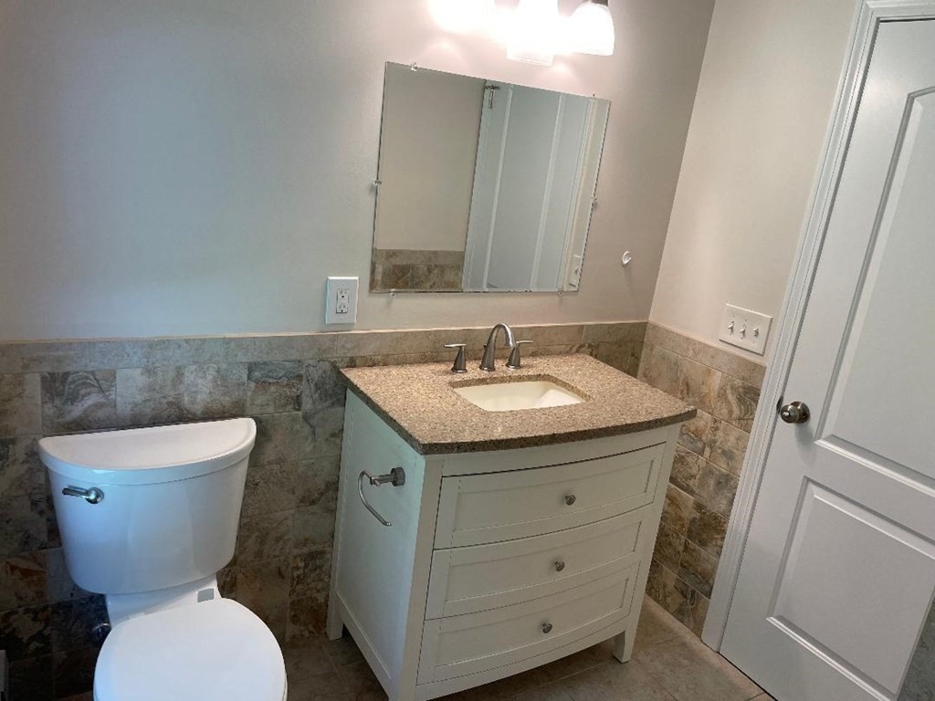 84 Forest Road Agawam, MA 01001 - Photo 20 of 39 Gallery Image 20