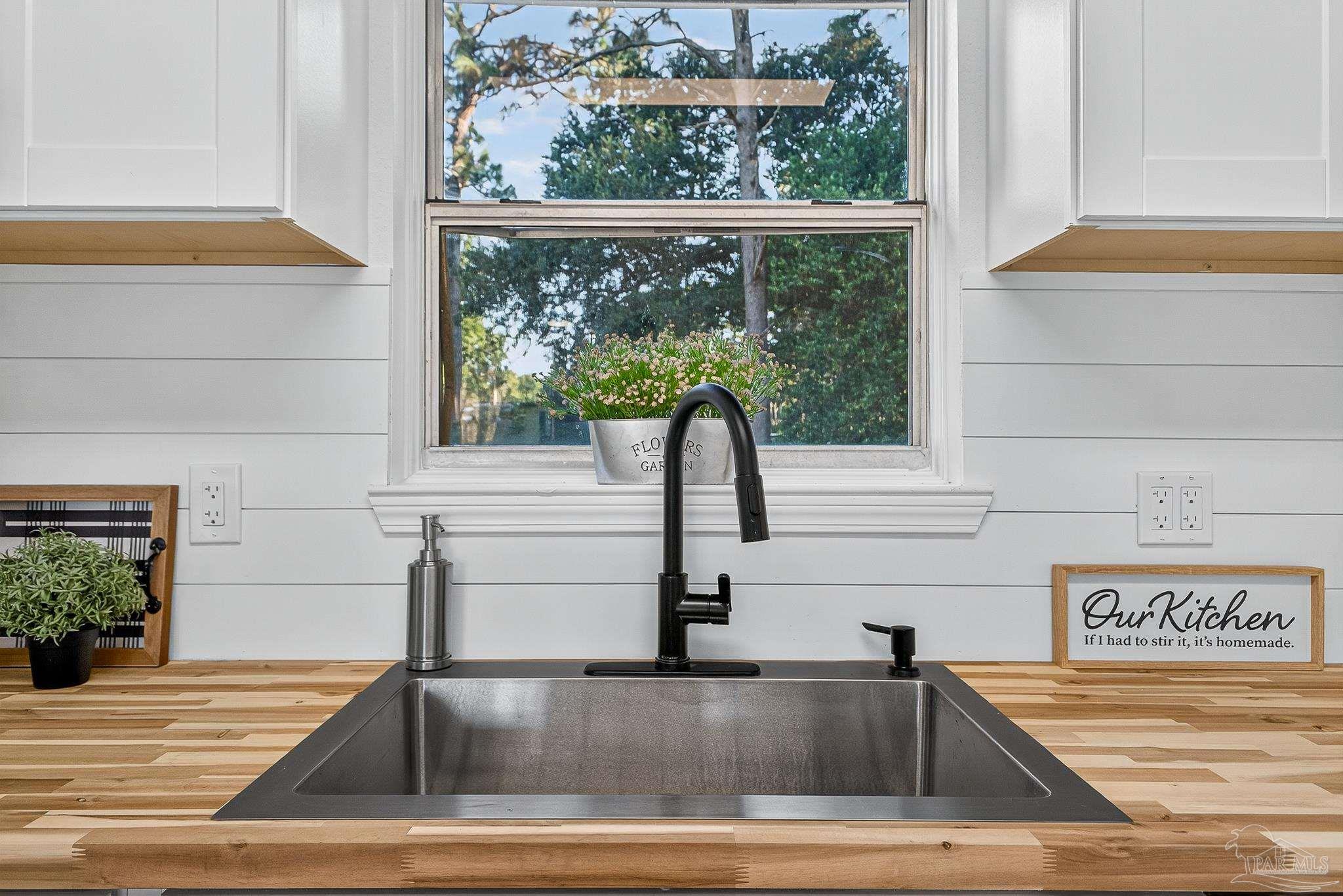 800 East Montclair Road Pensacola, FL 32505 - Photo 15 of 46