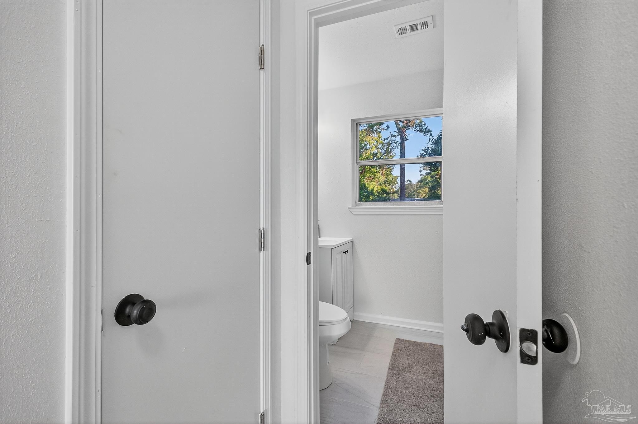 800 East Montclair Road Pensacola, FL 32505 - Photo 26 of 46