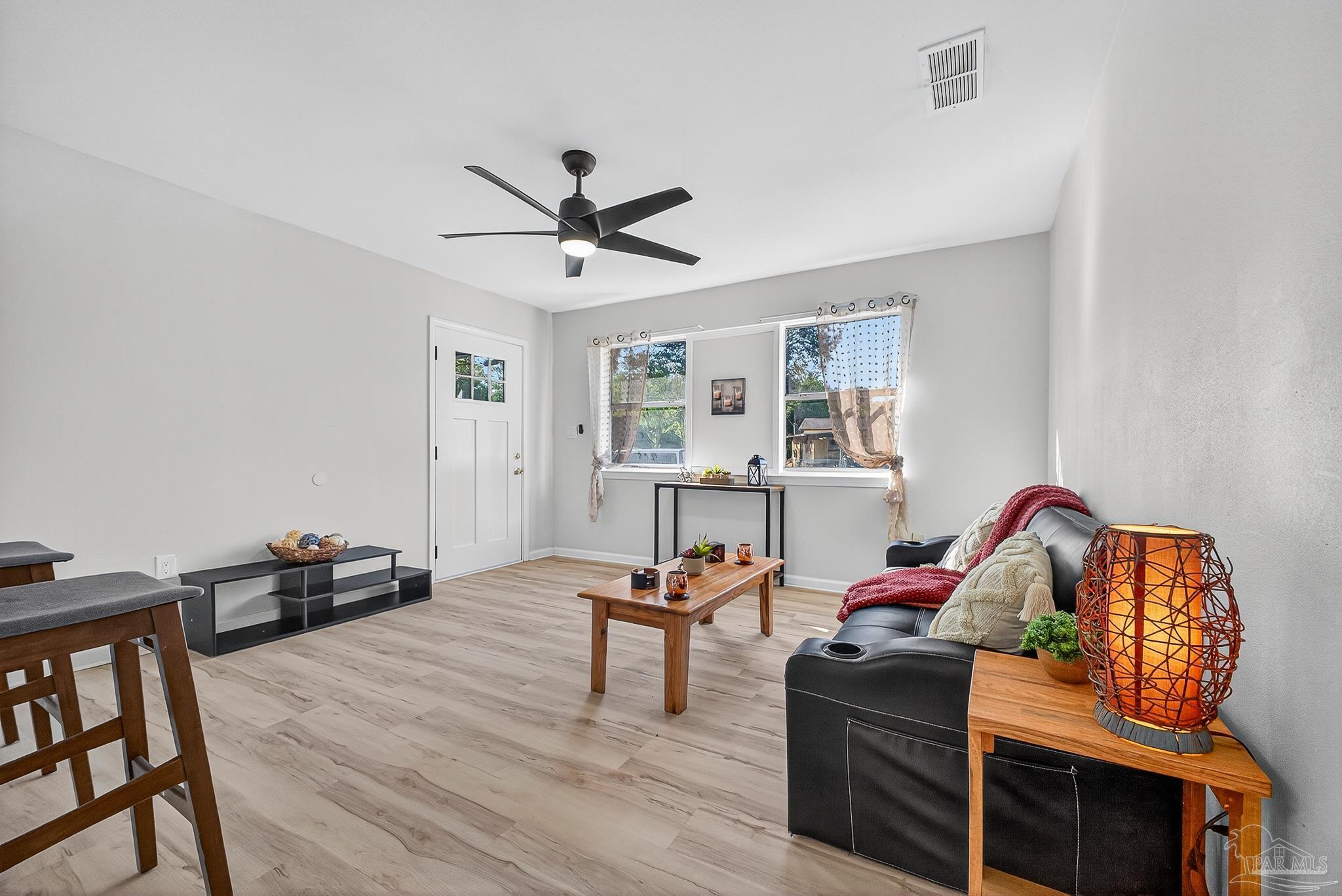 800 East Montclair Road Pensacola, FL 32505 - Photo 8 of 46