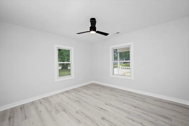 $258,000 | 309 Southeast Circle Drive, Joliet, IL 60433