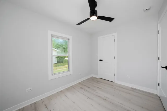 $258,000 | 309 Southeast Circle Drive, Joliet, IL 60433