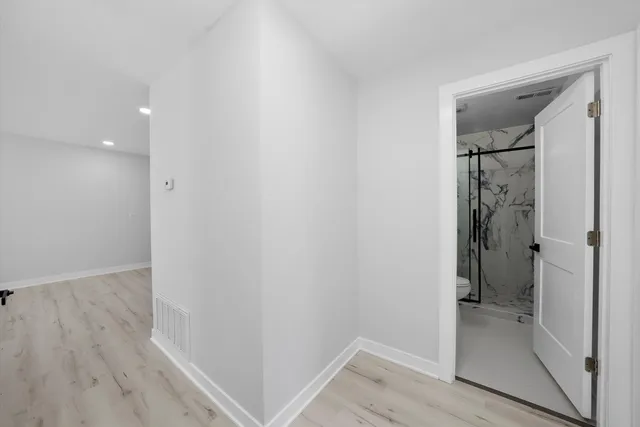 $258,000 | 309 Southeast Circle Drive, Joliet, IL 60433