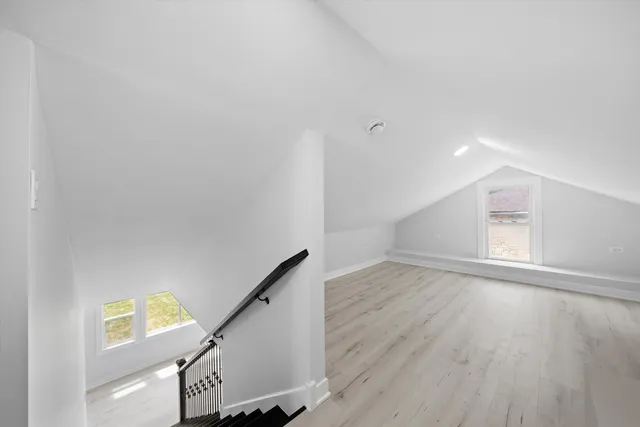 $258,000 | 309 Southeast Circle Drive, Joliet, IL 60433