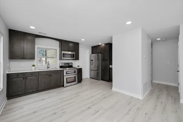 $258,000 | 309 Southeast Circle Drive, Joliet, IL 60433