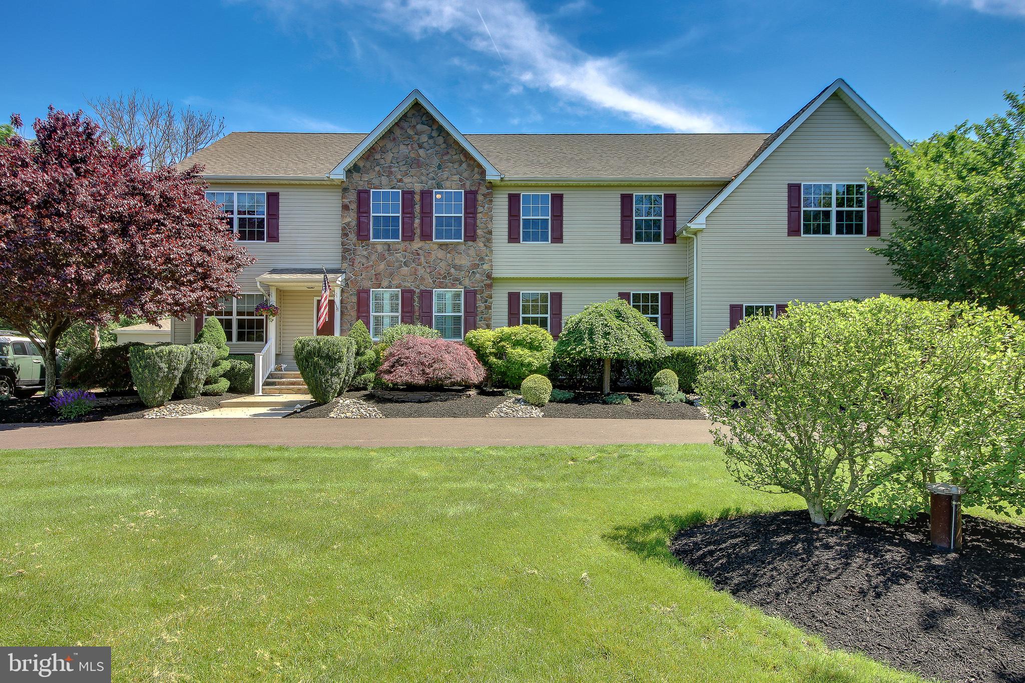 2389 Sugar Bottom Road Furlong, PA 18925 - Photo 3 of 54 Front View