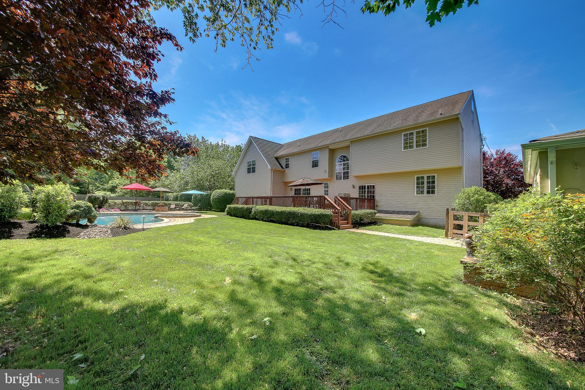 2389 Sugar Bottom Road Furlong, PA 18925 - Photo 6 of 54 Backyard view