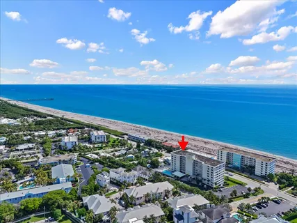 $949,900 | 911 Ocean Drive, Unit 506, North Palm Beach, FL 33408