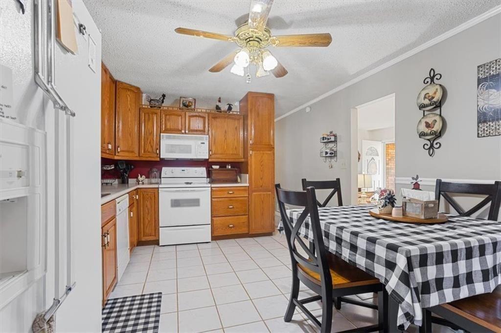 13355 Holly Road Roswell, GA 30075 - Photo 17 of 42