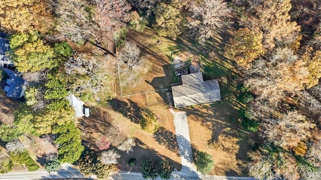 13355 Holly Road Roswell, GA 30075 - Photo 6 of 42