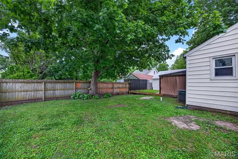 $229,900 | 310 Depot Street, St. Peters, MO 63376