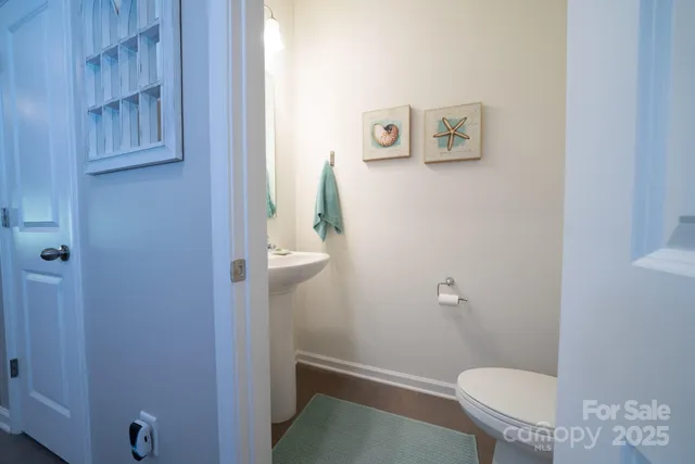 $379,900 | 226 Quinn Road, Matthews, NC 28104