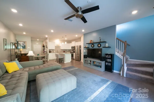 $379,900 | 226 Quinn Road, Matthews, NC 28104