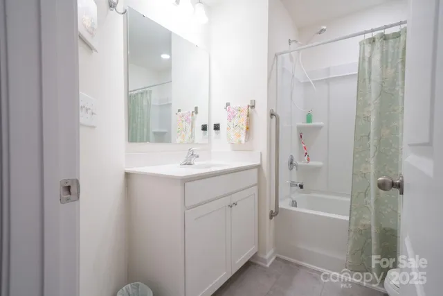 $379,900 | 226 Quinn Road, Matthews, NC 28104