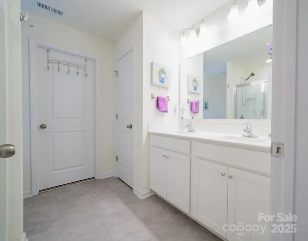 $379,900 | 226 Quinn Road, Matthews, NC 28104