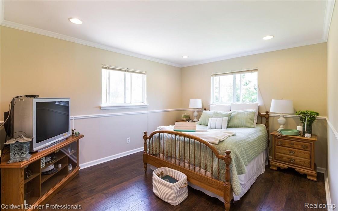 8600 Knox Road Clarkston, MI 48348 - Photo 23 of 42 4.jpg