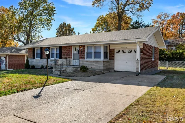 $149,900 | 1224 Billings Drive, St. Louis, MO 63137
