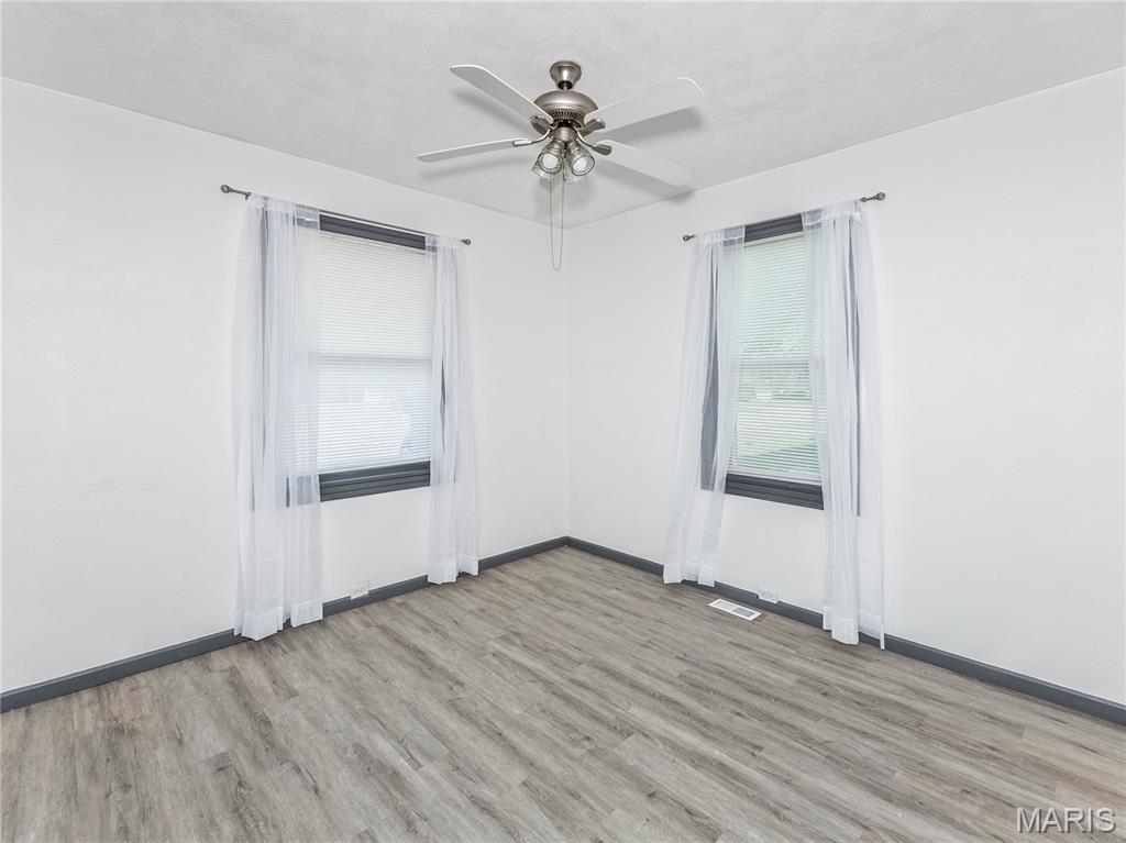 710 East Main Street Alhambra, IL 62001 - Photo 6 of 27