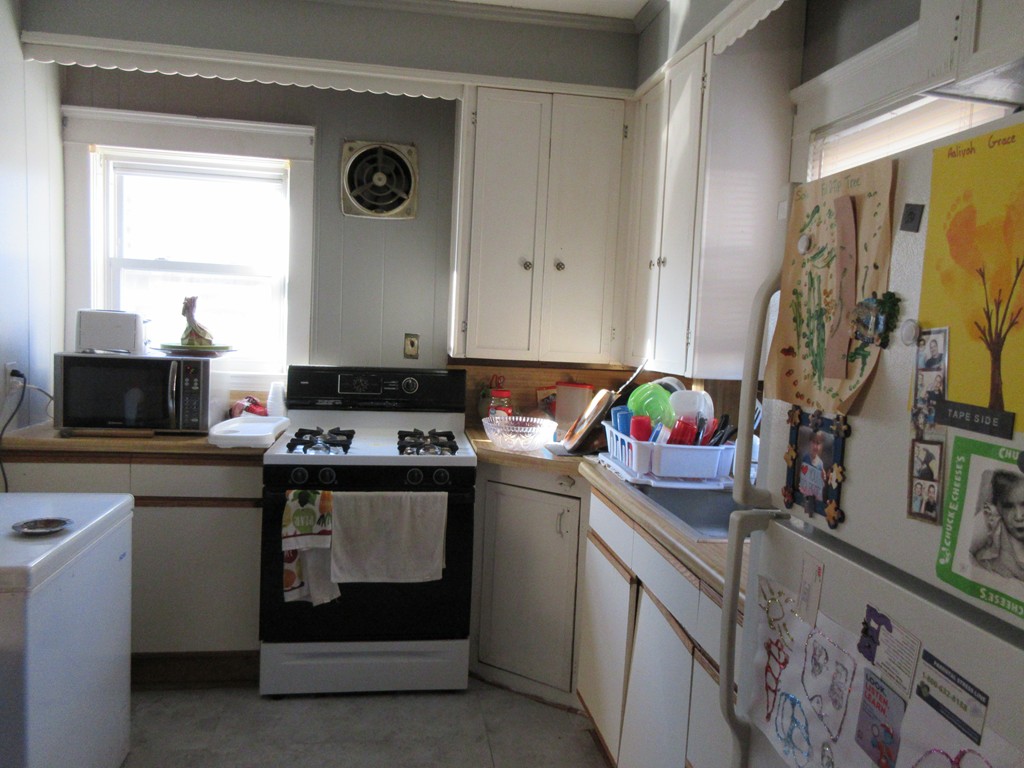 76 Howe Street Fall River, MA 02724 - Photo 23 of 25 Gallery Image 23