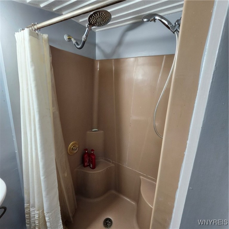 166 Cabot Road Greece, NY 14626 - Photo 24 of 32