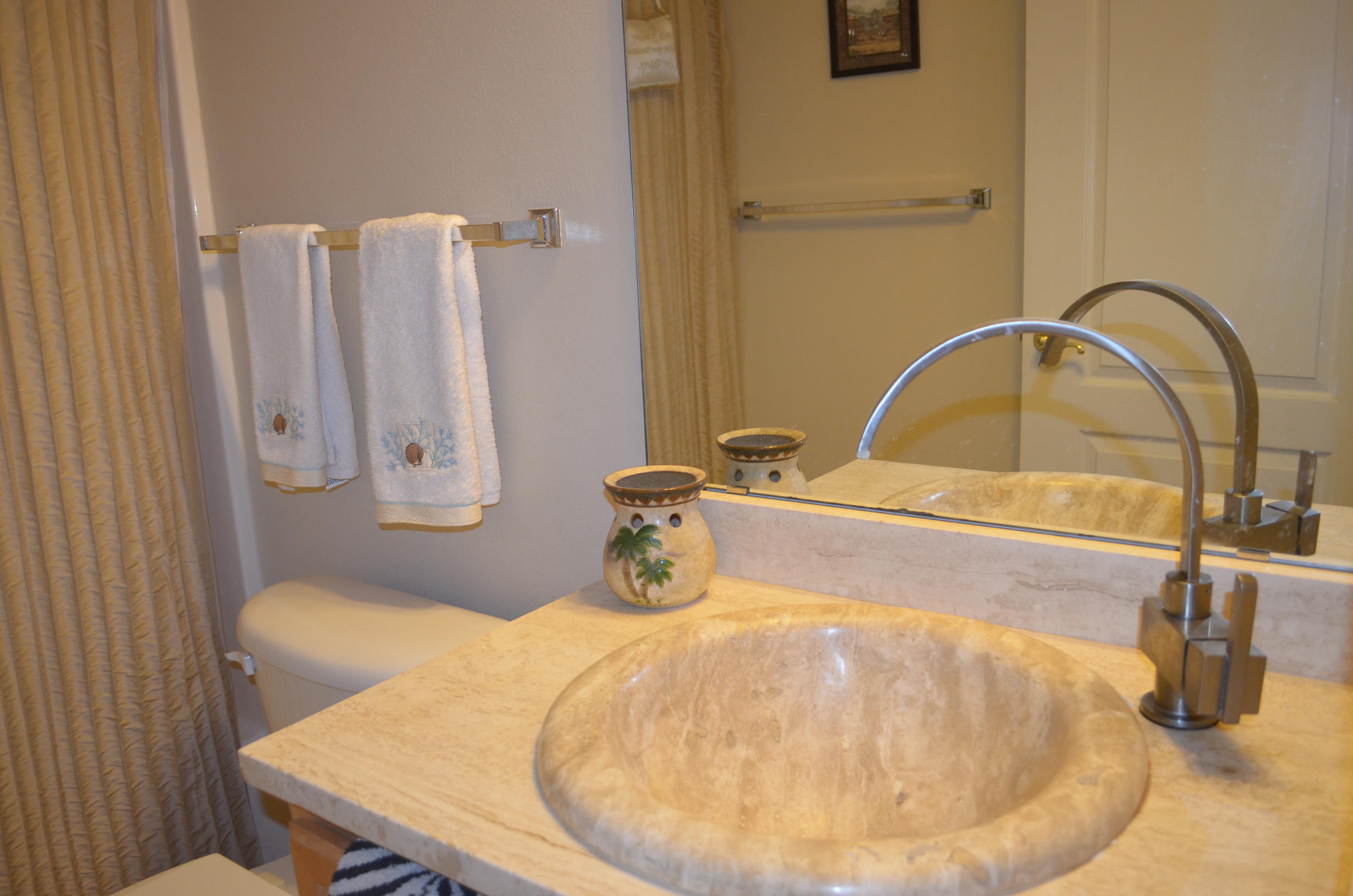 669 East Shipwreck Road Santa Rosa Beach, FL 32459 - Photo 19 of 35 a bathroom with a sink