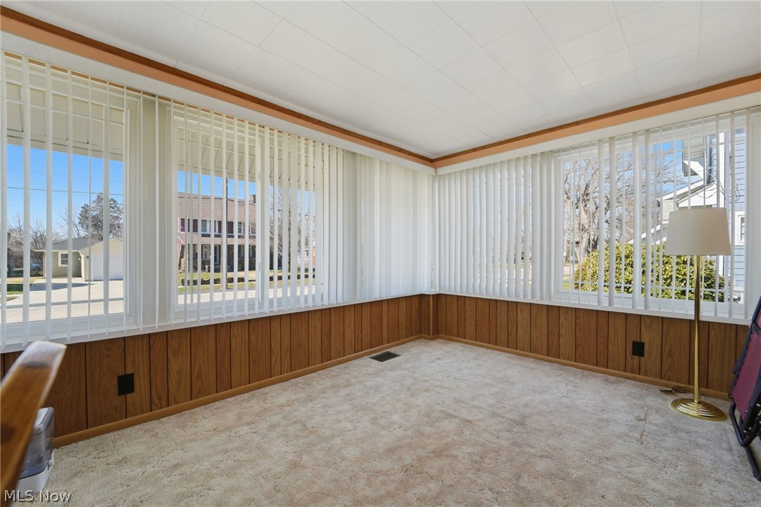 4422 State Road Ashtabula, OH 44004 - Photo 13 of 21 View of unfurnished sunroom