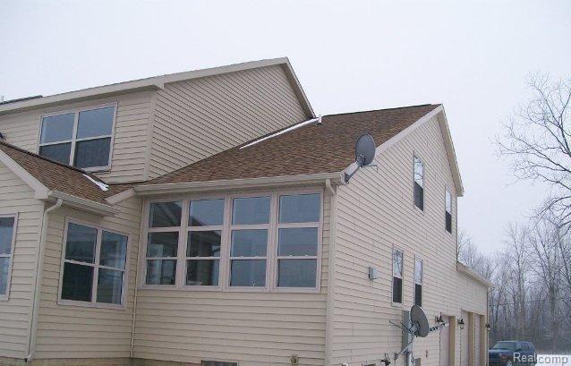 3047 Ray Road Holly, MI 48442 - Photo 4 of 17 January 18 2010 016