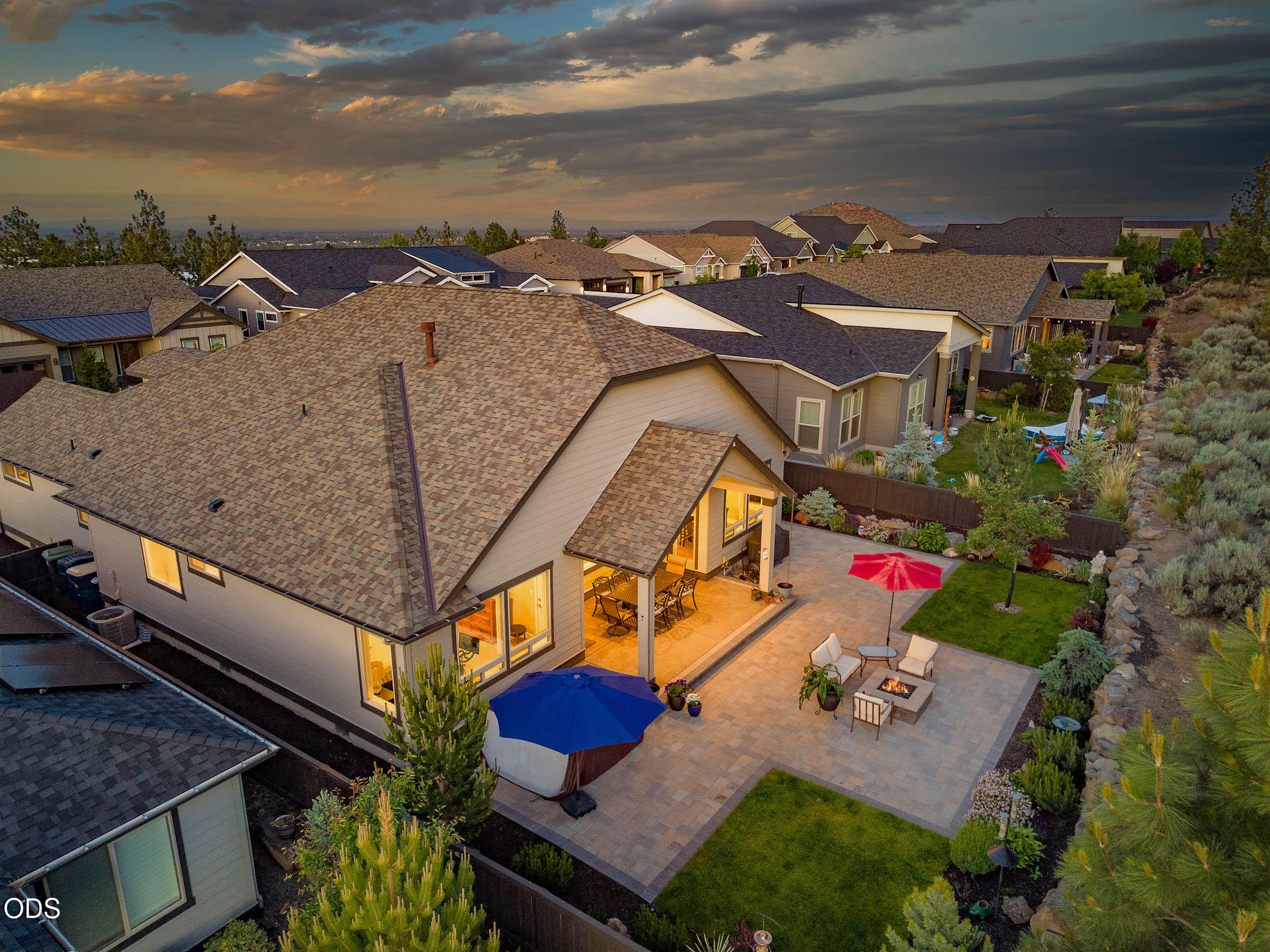 3087 Northwest Hidden Ridge Dr. Drive Bend, OR 97703 - Photo 27 of 32