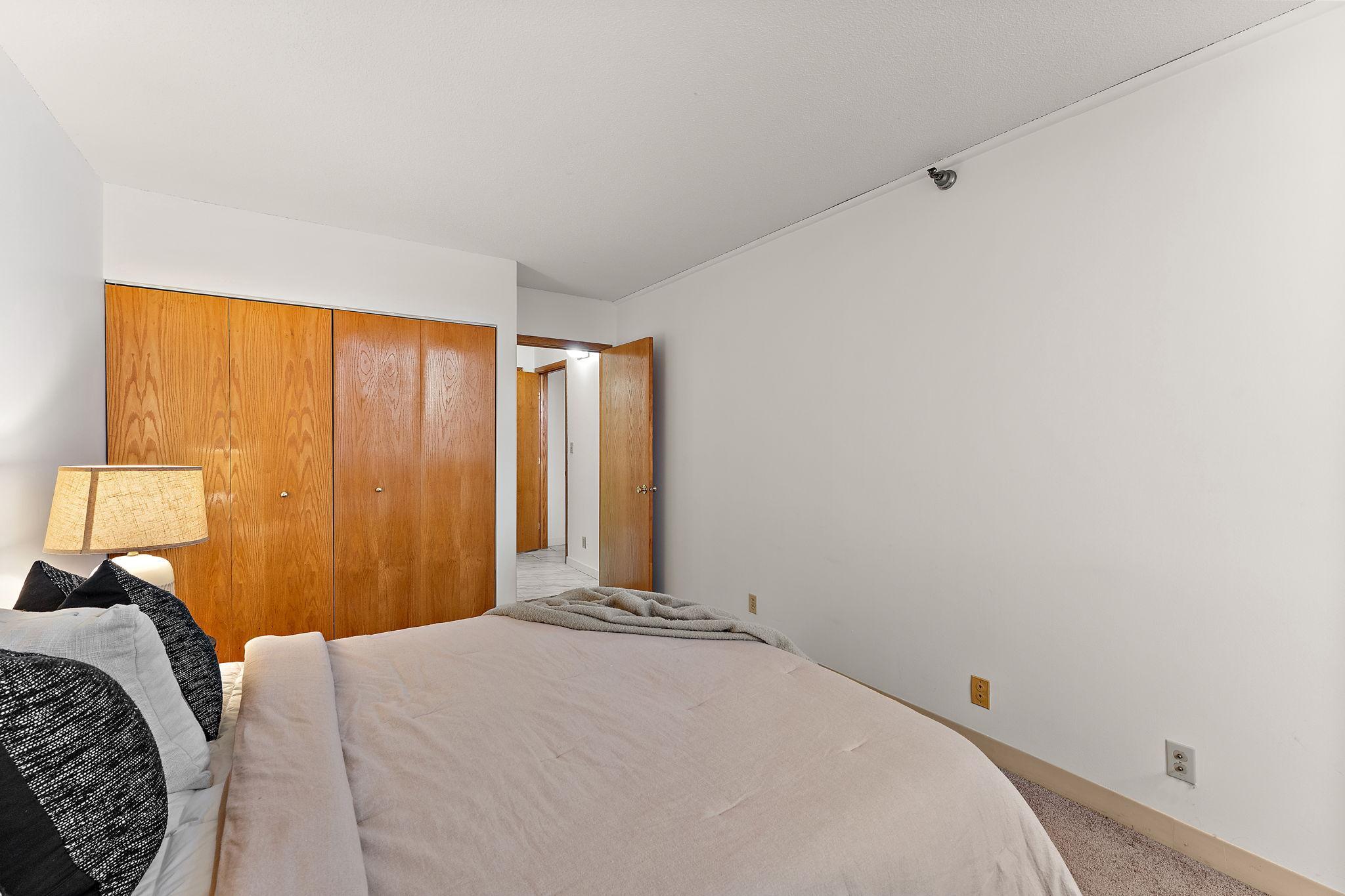 360 Sherman Street, Unit 1607 St. Paul, MN 55102 - Photo 17 of 31