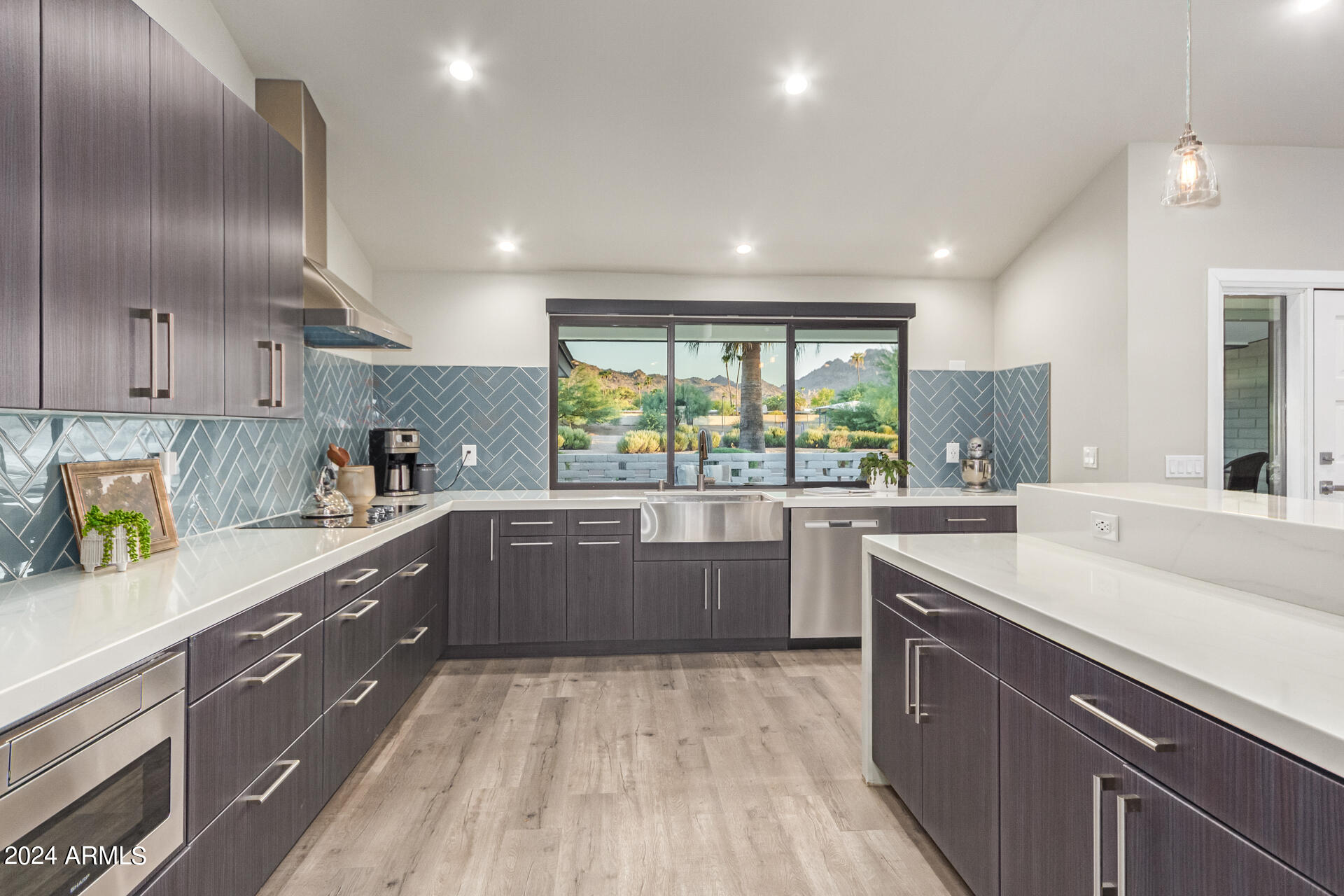 3336 East Mountain View Road Phoenix, AZ 85028 - Photo 12 of 44 22 - Mountain Views