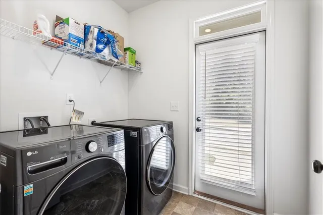 $2,600 | 869 Venture Way, Atlanta, GA 30331