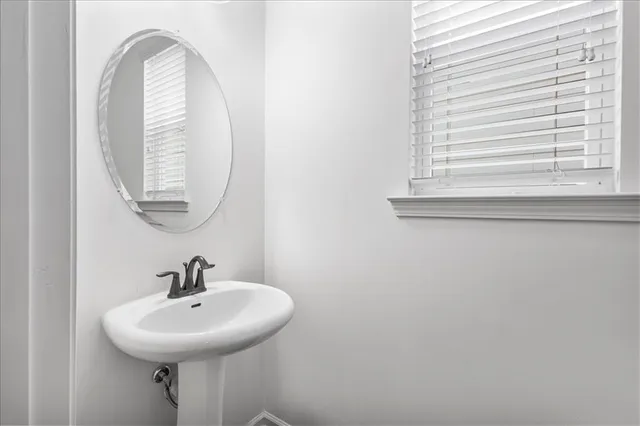 $2,600 | 869 Venture Way, Atlanta, GA 30331