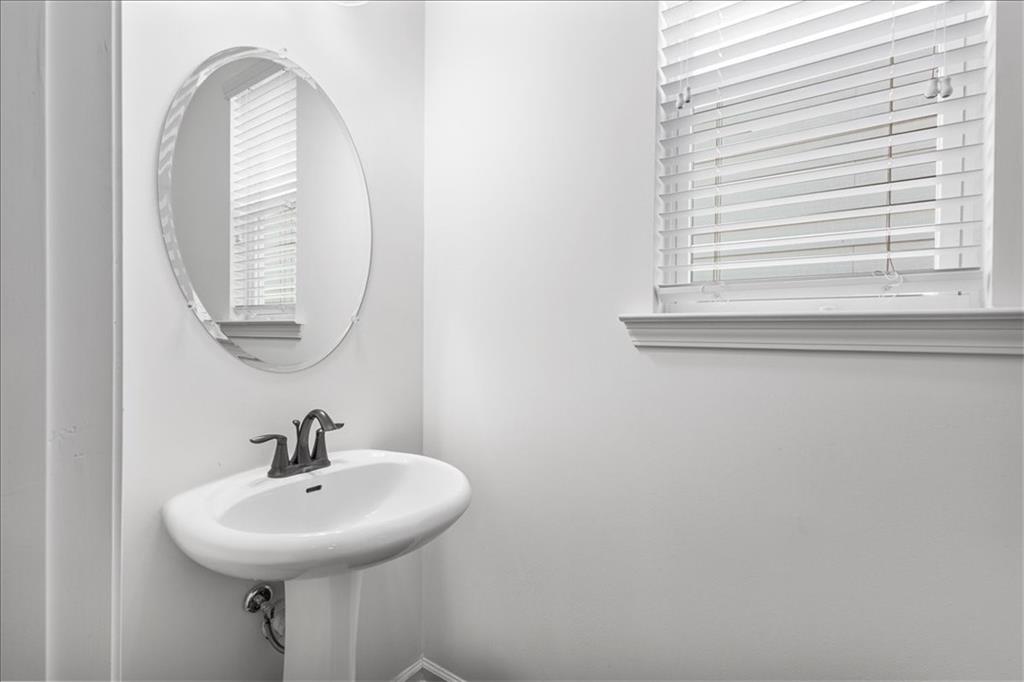 869 Venture Way Atlanta, GA 30331 - Photo 16 of 28