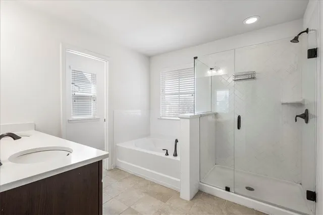 $2,600 | 869 Venture Way, Atlanta, GA 30331