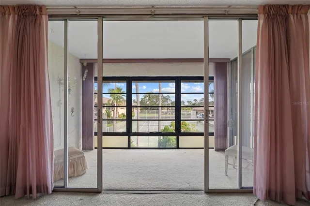 $140,000 | 12300 Vonn Road, Unit 9203, Largo, FL 33774