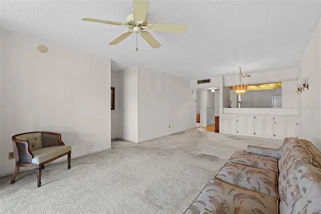 $140,000 | 12300 Vonn Road, Unit 9203, Largo, FL 33774