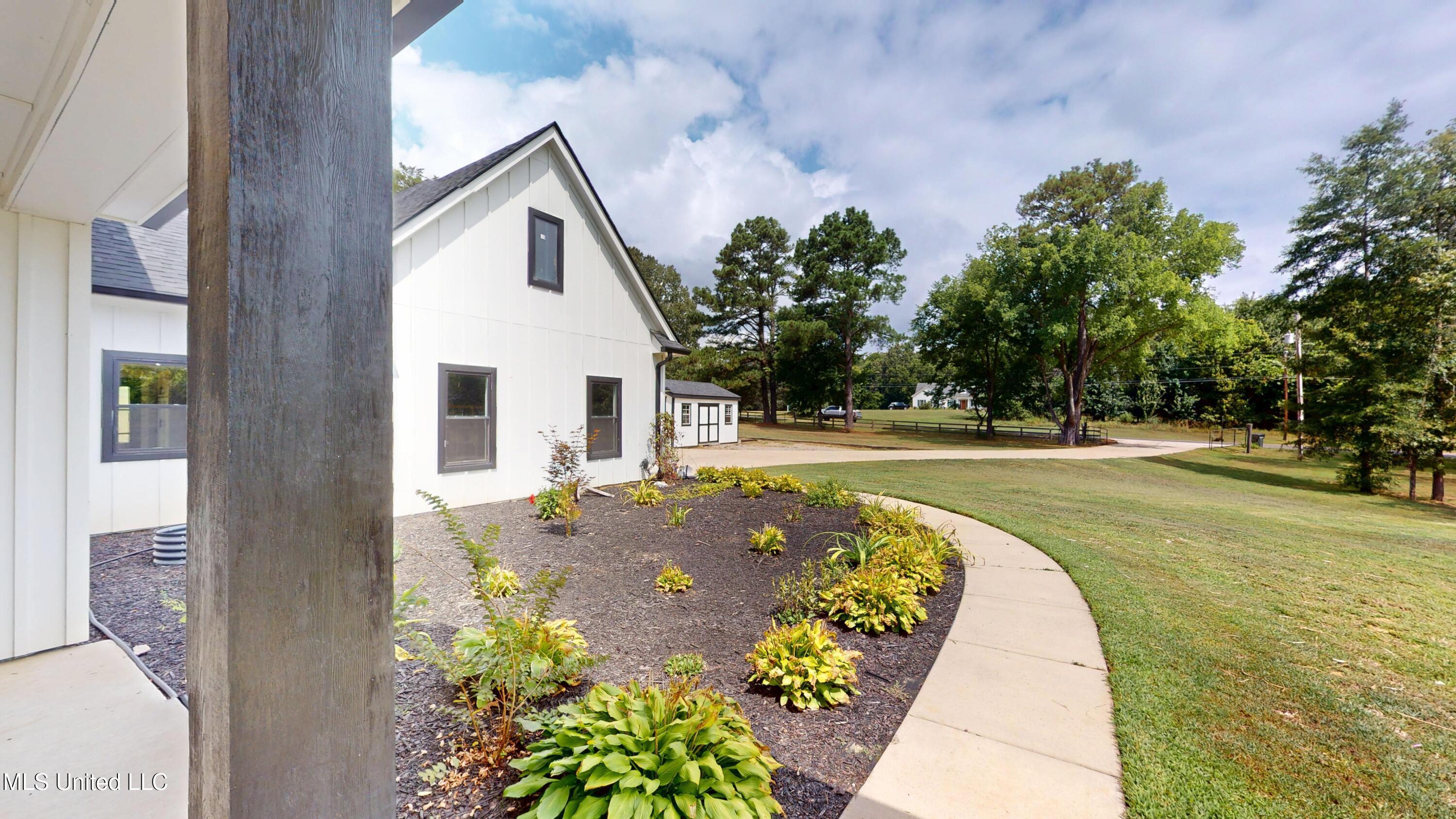 55 Kathleen Road Byhalia, MS 38611 - Photo 44 of 51 55-Kathleen-Rd-08082025_123132