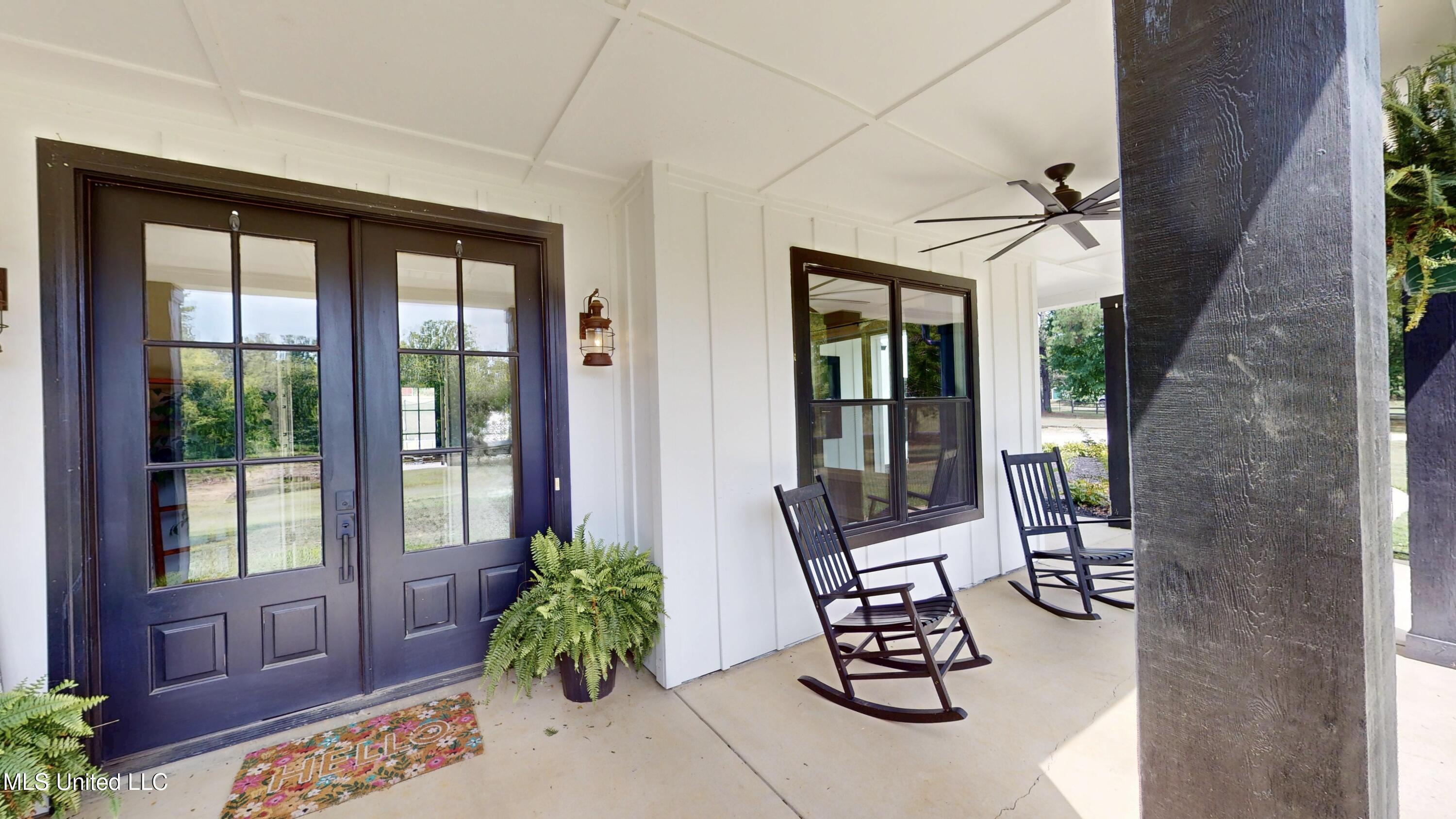 55 Kathleen Road Byhalia, MS 38611 - Photo 9 of 51 55-Kathleen-Rd-08082025_122832