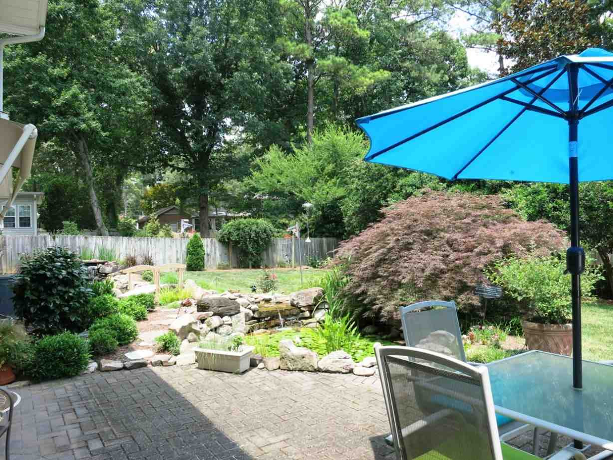 4716 Hiddenbrook Drive Raleigh, NC 27609 - Photo 21 of 25 Patio/Deck