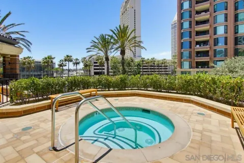 $1,250,000 | 500 West Harbor Drive, Unit 905, San Diego, CA 92101