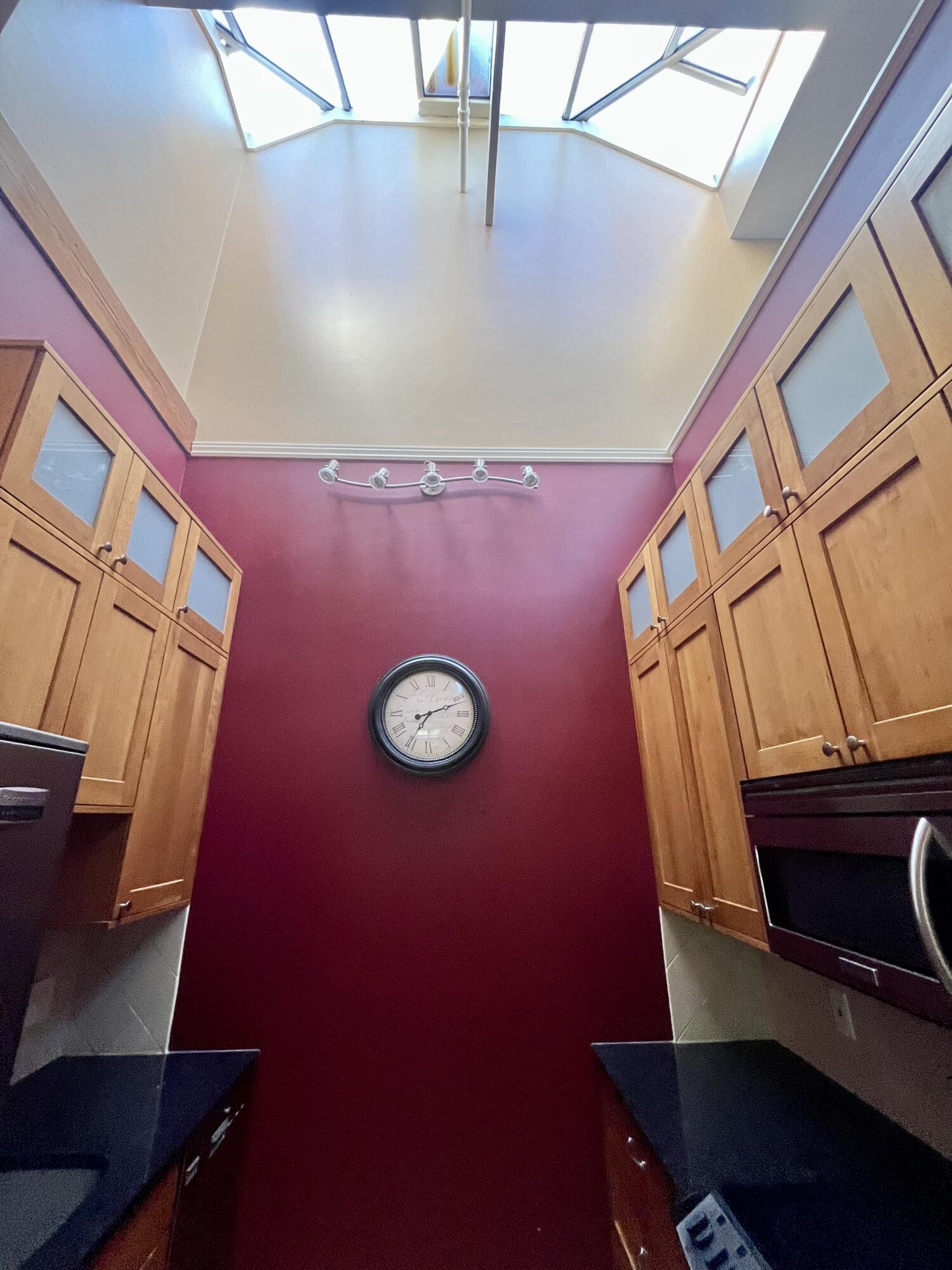55 Pitt Street, Unit 6 Portland, ME 04103 - Photo 8 of 33 FullSizeRender