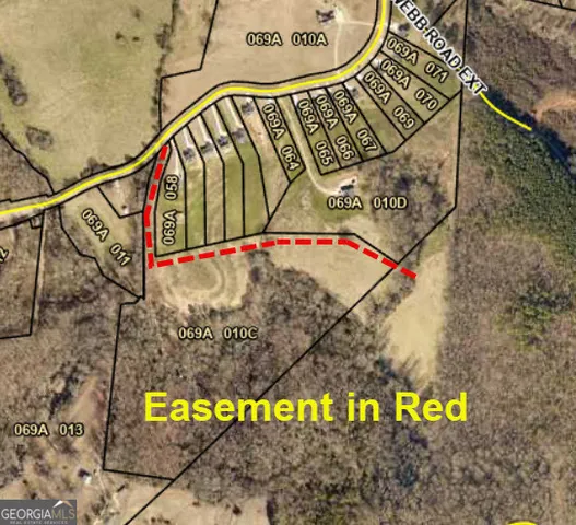 a view of a tennis court